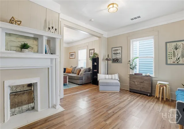 Photo 2 of Single family home for sale at 1209 E Anderson St, Savannah, GA 31404 | MLS# SA348744 | Listing updated on 2026-09-10