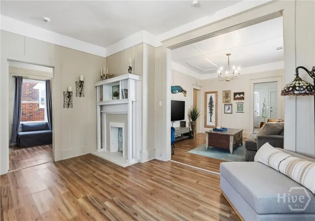 Photo 2 of Single family home for sale at 1209 E Anderson St, Savannah, GA 31404 | MLS# SA348744 | Listing updated on 2026-09-10