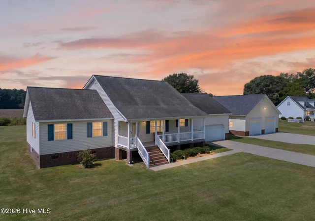 Photo 2 of Single family home for sale at 926 Chambers Fry Rd, Edenton, NC 27932 | MLS# 100601306 | Listing updated on 2026-09-05