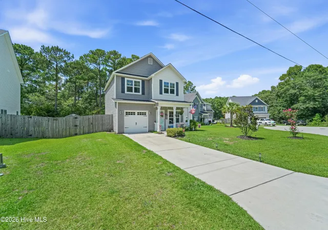 Photo 2 of Single family home for sale at 504 Everett Glades, Sneads Ferry, NC 28460 | MLS# 100597265 | Listing updated on 2026-09-17
