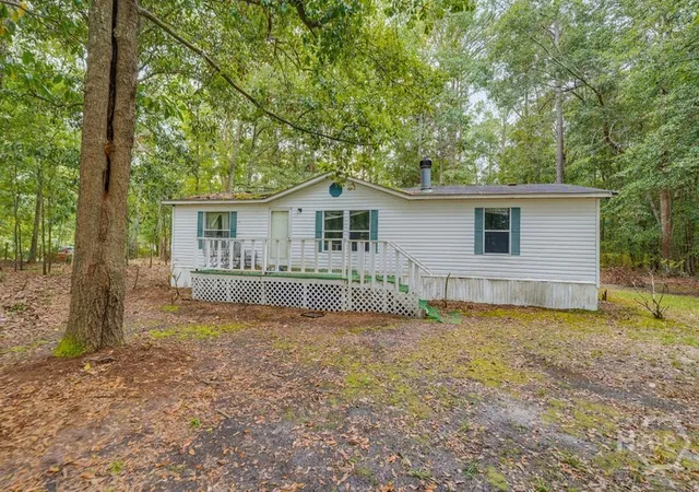 Photo 1 of Manufactured home for sale at 1388 Trask Pkwy, Seabrook, SC 29940 | MLS# SA366437 | Listing updated on 2026-10-14