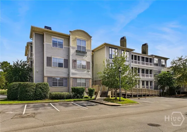 Condo for sale at 2223 Whitemarsh Way, Savannah, GA 31410 | MLS# SA366277
