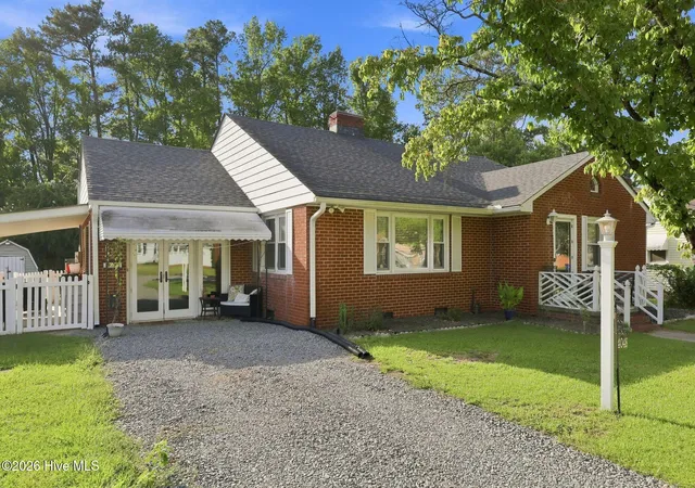 Photo 2 of Single family home for sale at 4048 Pitt St, Ayden, NC 28513 | MLS# 100602350 | Listing updated on 2026-09-09