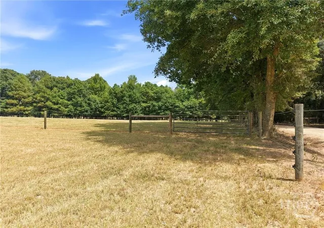 Photo 4 of Manufactured home for sale at (Undisclosed), Colbert, GA 30628 | MLS# CL364446 | Listing updated on 2026-09-13