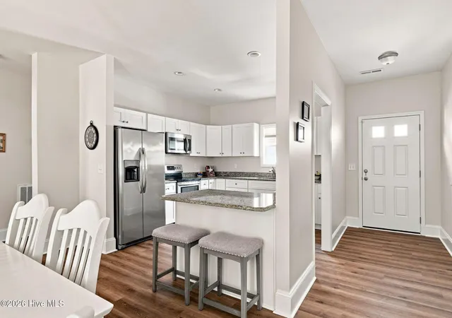 Photo 4 of Townhouse for sale at 820 Lighthorse Cir, Aberdeen, NC 28315 | MLS# 100600740 | Listing updated on 2026-09-05