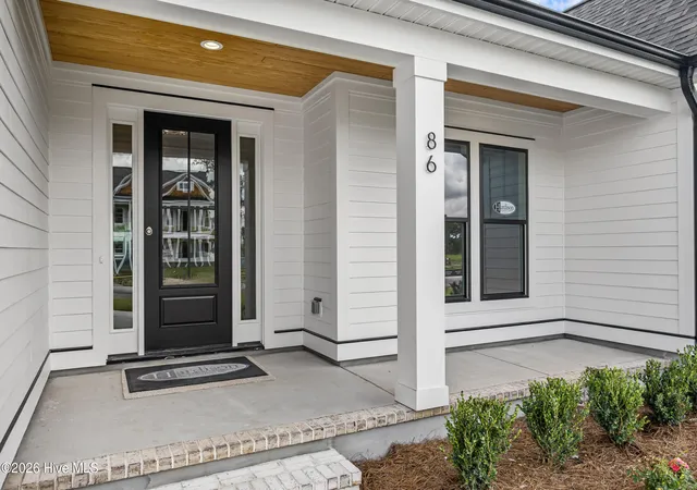 Photo 3 of Single family home for sale at 86 Delphi Tr, Hampstead, NC 28443 | MLS# 100571042 | Listing updated on 2026-10-08