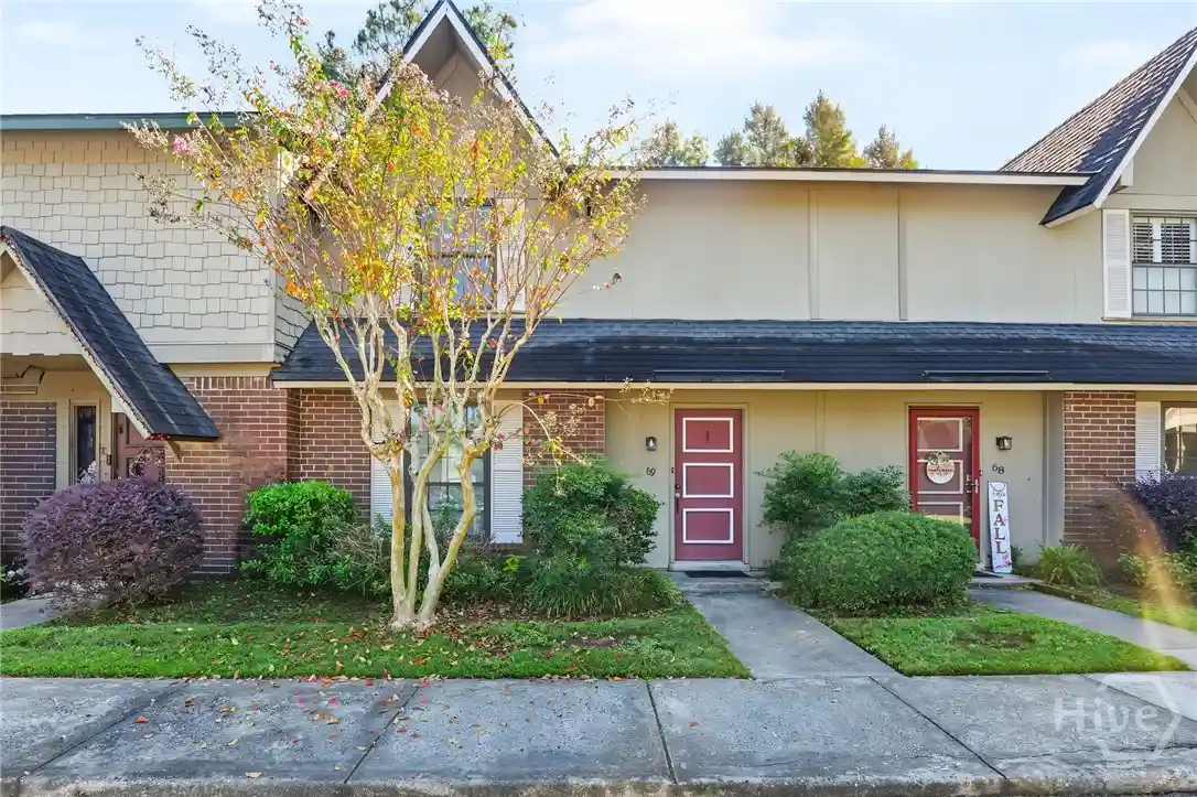 Listing Photo 1 - Condo for sale in 459 Mall Blvd located at 459 Mall Blvd, Savannah, GA 31406 - Unit #69