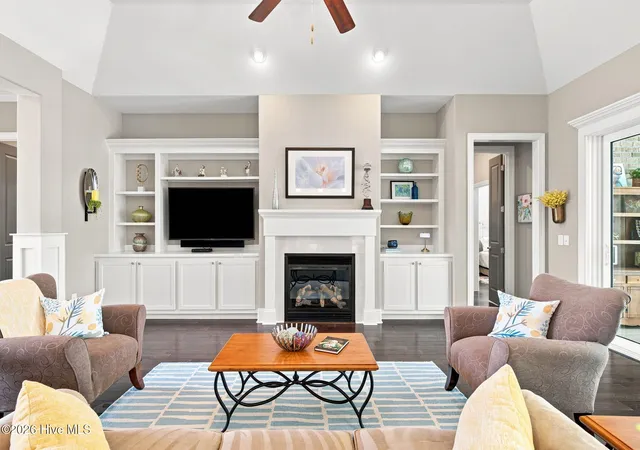Photo 4 of Single family home for sale at 2393 Compass Pointe S Wynd, Leland, NC 28451 | MLS# 100601016 | Listing updated on 2026-09-03
