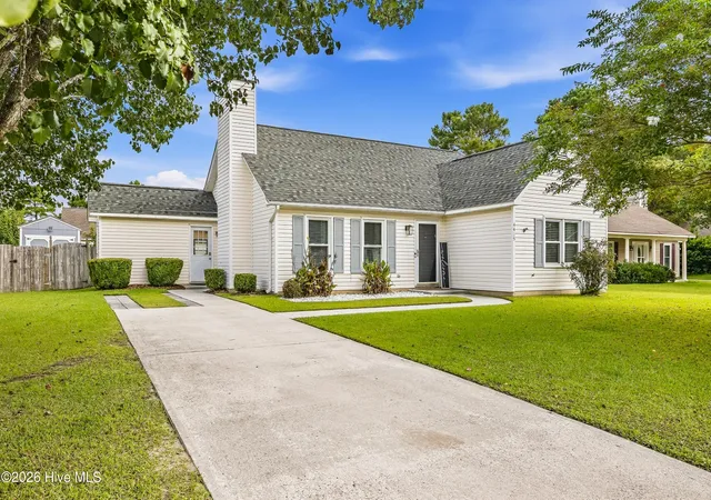 Photo 1 of Single family home for sale at 4415 Woodcroft Ct, Wilmington, NC 28405 | MLS# 100603179 | Listing updated on 2026-09-12