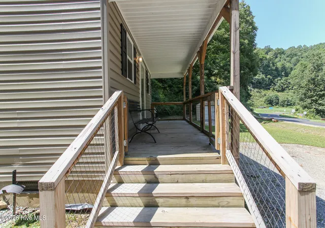 Photo 3 of Single family home for sale at 3807 Fontana Rd, Fontana Dam, NC 28733 | MLS# 100601985 | Listing updated on 2026-09-11