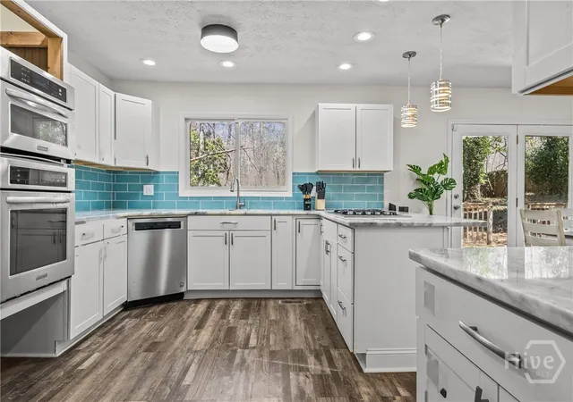 Photo 1 of Single family home for sale at 330 Winterberry Dr, Athens, GA 30606 | MLS# CL363998 | Listing updated on 2026-09-04