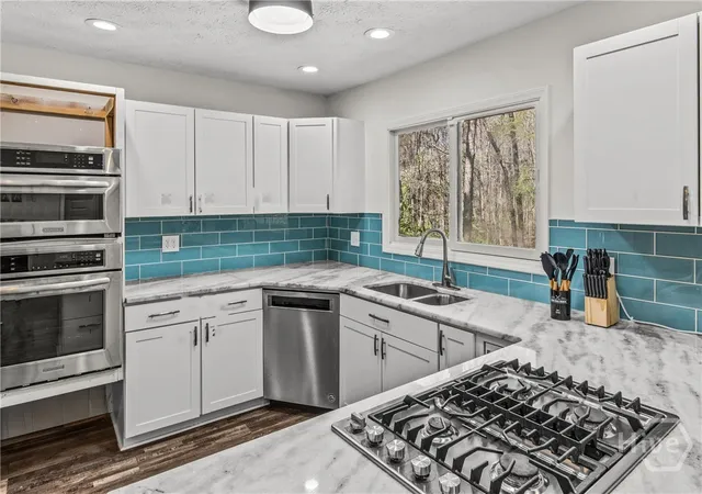 Photo 2 of Single family home for sale at 330 Winterberry Dr, Athens, GA 30606 | MLS# CL363998 | Listing updated on 2026-09-04