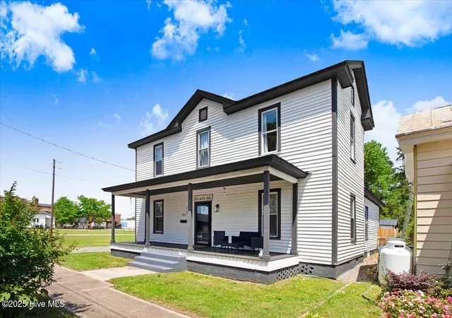 Photo 2 of Single family home for sale at 313 Park Ave, Goldsboro, NC 27530 | MLS# 100603506 | Listing updated on 2026-09-14