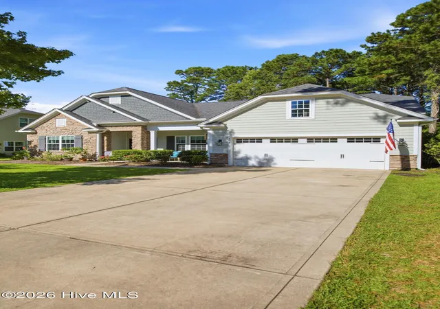 Photo 4 of Single family home for sale at 361 W Goldeneye Ln, Sneads Ferry, NC 28460 | MLS# 100602685 | Listing updated on 2026-09-20