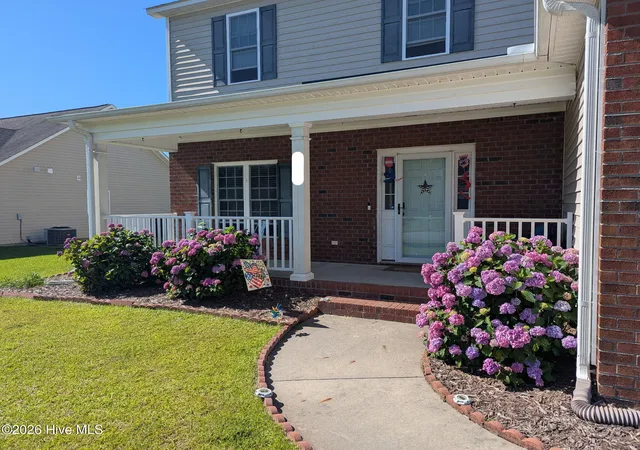 Photo 3 of Single family home for sale at 440 Meadowlark Dr, Winterville, NC 28590 | MLS# 100583325 | Listing updated on 2026-09-13
