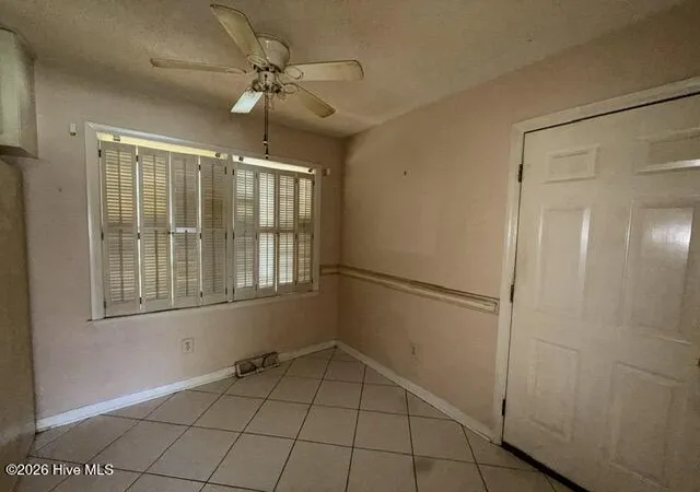 Photo 3 of Single family home for sale at 1005 Lord Thomas Rd, Wilmington, NC 28405 | MLS# 100602908 | Listing updated on 2026-09-11
