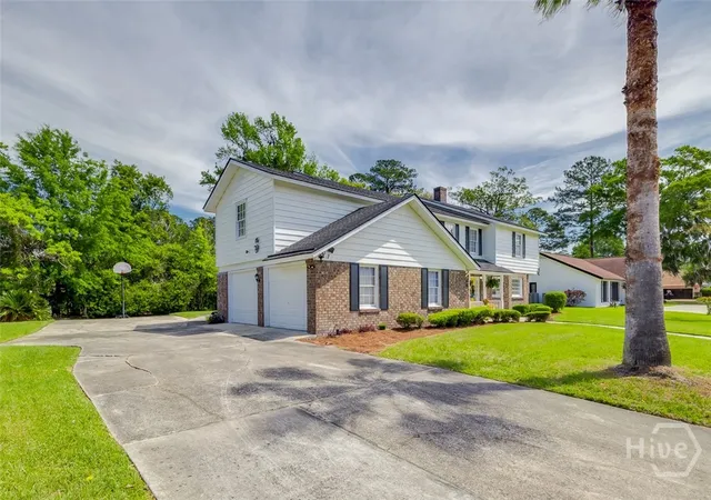 Photo 4 of Single family home for sale at 314 Wheeler St, Savannah, GA 31405 | MLS# SA353434 | Listing updated on 2026-09-02