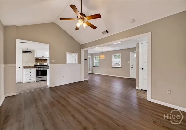 Photo 4 of Single family home for sale at 127 Melrose Pl, Rincon, GA 31326 | MLS# SA364151 | Listing updated on 2026-09-08