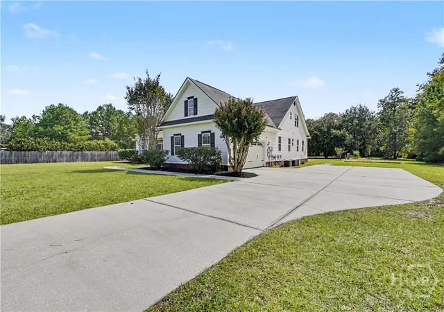 Photo 3 of Single family home for sale at 701 Nease Rd, Guyton, GA 31312 | MLS# SA364258 | Listing updated on 2026-09-29