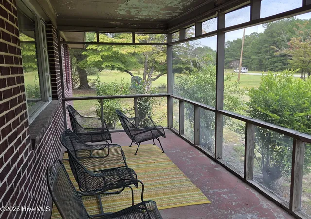 Photo 2 of Single family home for sale at 20440 Wagram Rd, Laurinburg, NC 28352 | MLS# 100605519 | Listing updated on 2026-10-15