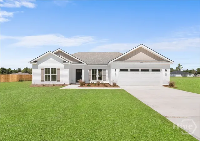 Photo 1 of Single family home for sale at 662 Belfast Loop, Ellabell, GA 31308 | MLS# SA359875 | Listing updated on 2026-09-04