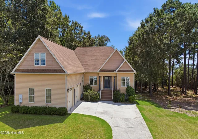Photo 1 of Single family home for sale at 129 Deepwater Dr, Stella, NC 28582 | MLS# 100603258 | Listing updated on 2026-10-06