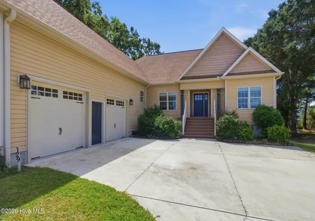 Photo 2 of Single family home for sale at 129 Deepwater Dr, Stella, NC 28582 | MLS# 100603258 | Listing updated on 2026-10-06