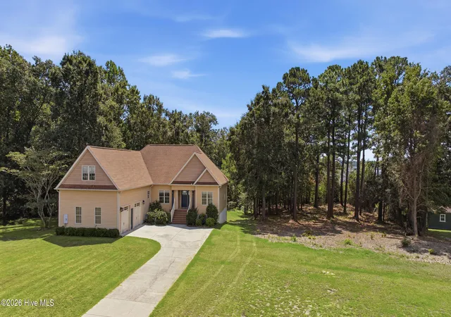 Photo 3 of Single family home for sale at 129 Deepwater Dr, Stella, NC 28582 | MLS# 100603258 | Listing updated on 2026-10-06