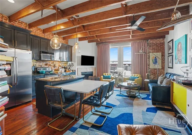 Listing Photo 5 - Condo for sale in building located at 101 Barnard St, Savannah, GA 31401 - Unit #401