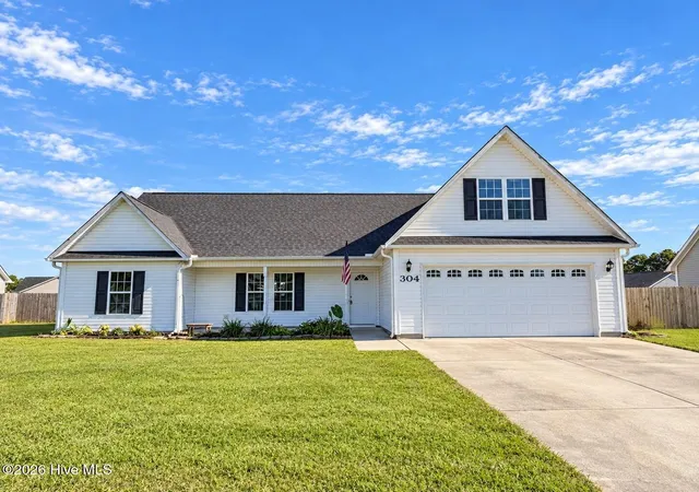 Photo 1 of Single family home for sale at 304 Caleb Ct, Beulaville, NC 28518 | MLS# 100610103 | Listing updated on 2026-10-14