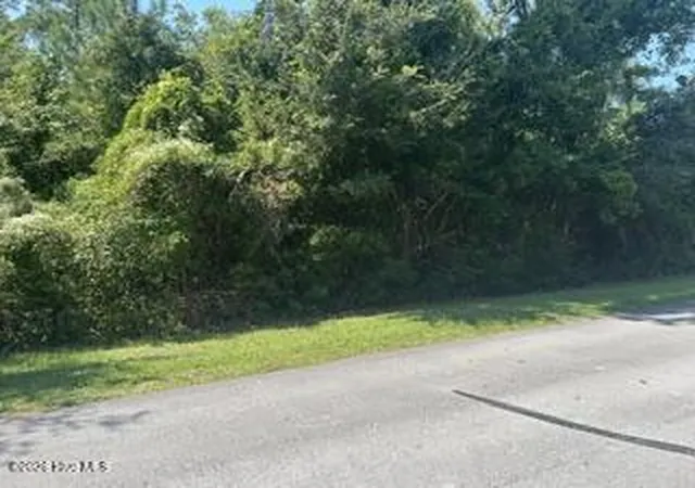 Photo 3 of Land for sale at 5705 Gondolier Dr, New Bern, NC 28560 | MLS# 100603575 | Listing updated on 2026-09-15