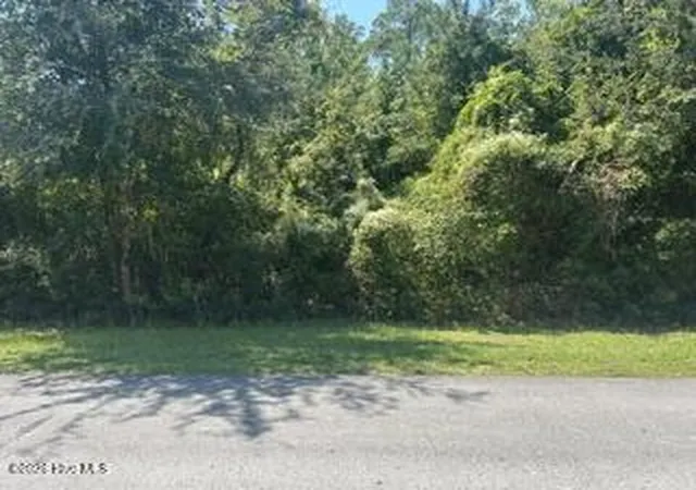 Photo 3 of Land for sale at 5705 Gondolier Dr, New Bern, NC 28560 | MLS# 100603575 | Listing updated on 2026-09-15