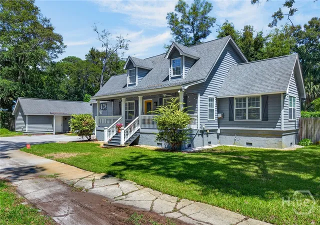 Photo 2 of Multi family home for sale at 1106 A Walthour Rd, Savannah, GA 31410 | MLS# SA363705 | Listing updated on 2026-09-12
