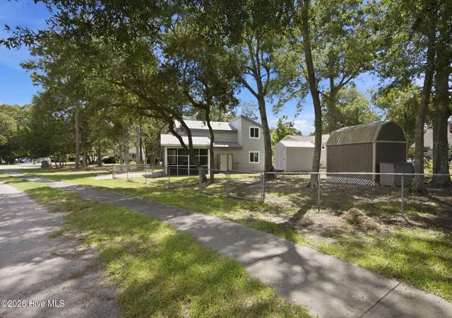 Photo 3 of Single family home for sale at 417 Sellers St, Oak Island, NC 28465 | MLS# 100601325 | Listing updated on 2026-10-20
