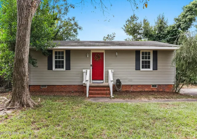 Photo 1 of Single family home for sale at 1001 Skyview Dr, North Augusta, SC 29841 | MLS# 100609761 | Listing updated on 2026-10-16