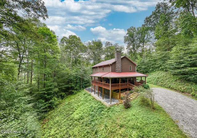 Photo 2 of Single family home for sale at 89 Wilderness Dr, Hayesville, NC 28904 | MLS# 100600545 | Listing updated on 2026-09-04