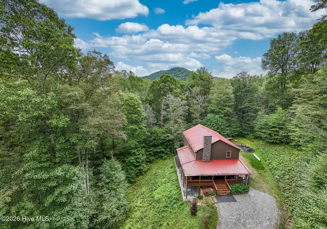 Photo 3 of Single family home for sale at 89 Wilderness Dr, Hayesville, NC 28904 | MLS# 100600545 | Listing updated on 2026-09-04