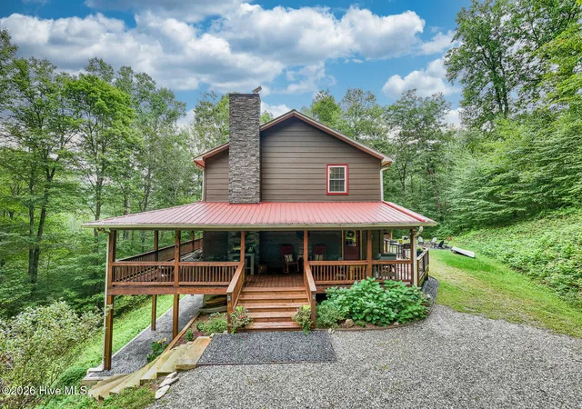 Photo 3 of Single family home for sale at 89 Wilderness Dr, Hayesville, NC 28904 | MLS# 100600545 | Listing updated on 2026-09-04