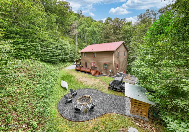 Photo 4 of Single family home for sale at 89 Wilderness Dr, Hayesville, NC 28904 | MLS# 100600545 | Listing updated on 2026-09-04