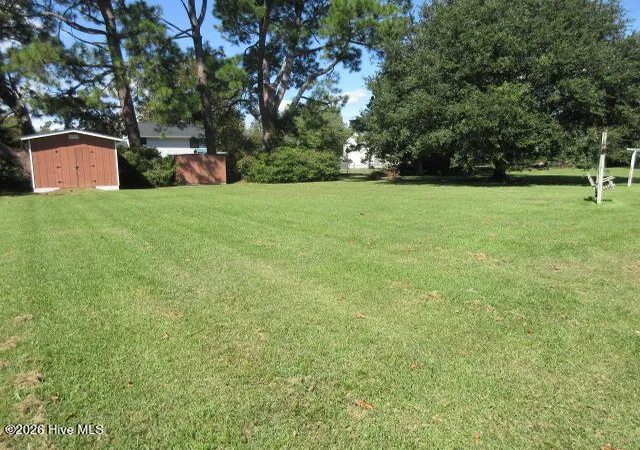 Photo 3 of Single family home for sale at 2211 North Rd, Morehead City, NC 28557 | MLS# 100609827 | Listing updated on 2026-10-22