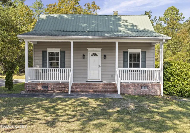 Photo 2 of Single family home for sale at 1010 Fairway Farm Rd, New Ellenton, SC 29809 | MLS# 100611547 | Listing updated on 2026-10-27