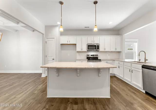 Photo 3 of Single family home for sale at 1028 Downrigger Trl, Southport, NC 28461 | MLS# 100600983 | Listing updated on 2026-09-03