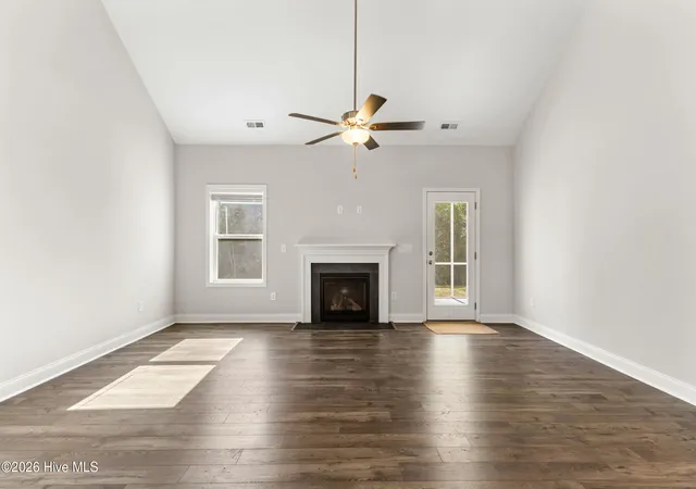 Photo 3 of Single family home for sale at 1028 Downrigger Trl, Southport, NC 28461 | MLS# 100600983 | Listing updated on 2026-09-03