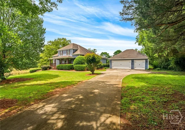 Photo 2 of Single family home for sale at 425 Oak Grv Rd, Athens, GA 30607 | MLS# CL358703 | Listing updated on 2026-09-15