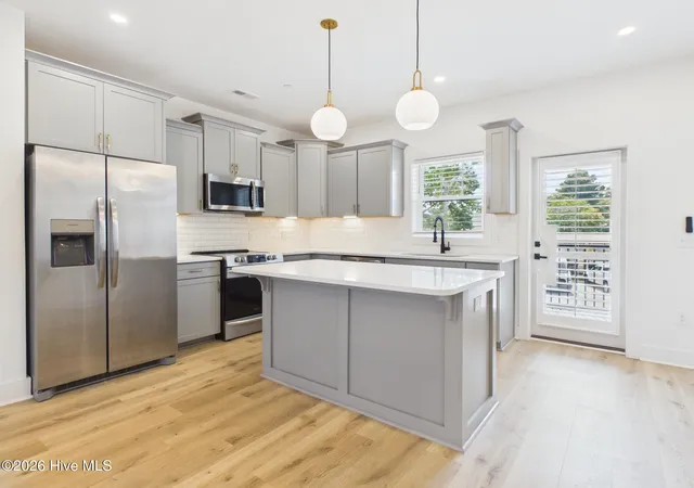 Photo 3 of Townhouse for sale at 129 Lexington Ln, Southern Pines, NC 28387 | MLS# 100590596 | Listing updated on 2026-09-09