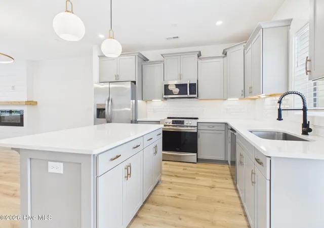 Photo 4 of Townhouse for sale at 129 Lexington Ln, Southern Pines, NC 28387 | MLS# 100590596 | Listing updated on 2026-10-15