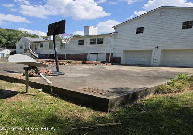 Photo 3 of Single family home for sale at 316 Sherwood Ave, Kinston, NC 28501 | MLS# 100590529 | Listing updated on 2026-10-19