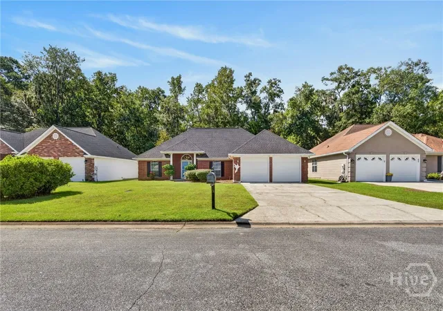 Photo 1 of Single family home for sale at 33 Mallorys Way, Savannah, GA 31419 | MLS# SA363532 | Listing updated on 2026-09-07