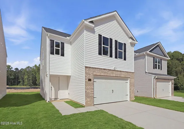 Photo 2 of Single family home for sale at 2016 Montalvan Dr, Greenville, NC 27834 | MLS# 100602093 | Listing updated on 2026-09-11