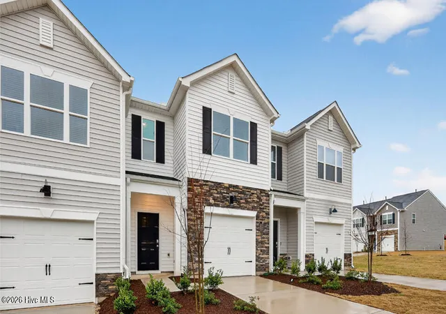 Photo 2 of Townhouse for sale at 253 Otter Lodge St, Sanford, NC 27330 | MLS# 100610785 | Listing updated on 2026-10-16